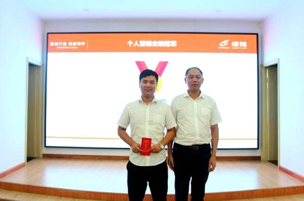 1595560637495626C3eM.jpg 11.jpg